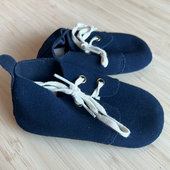 Aston Baby Booties - Picture 3 of 7